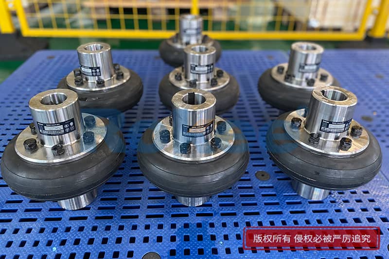 LLB7 Rubber Tire Couplings